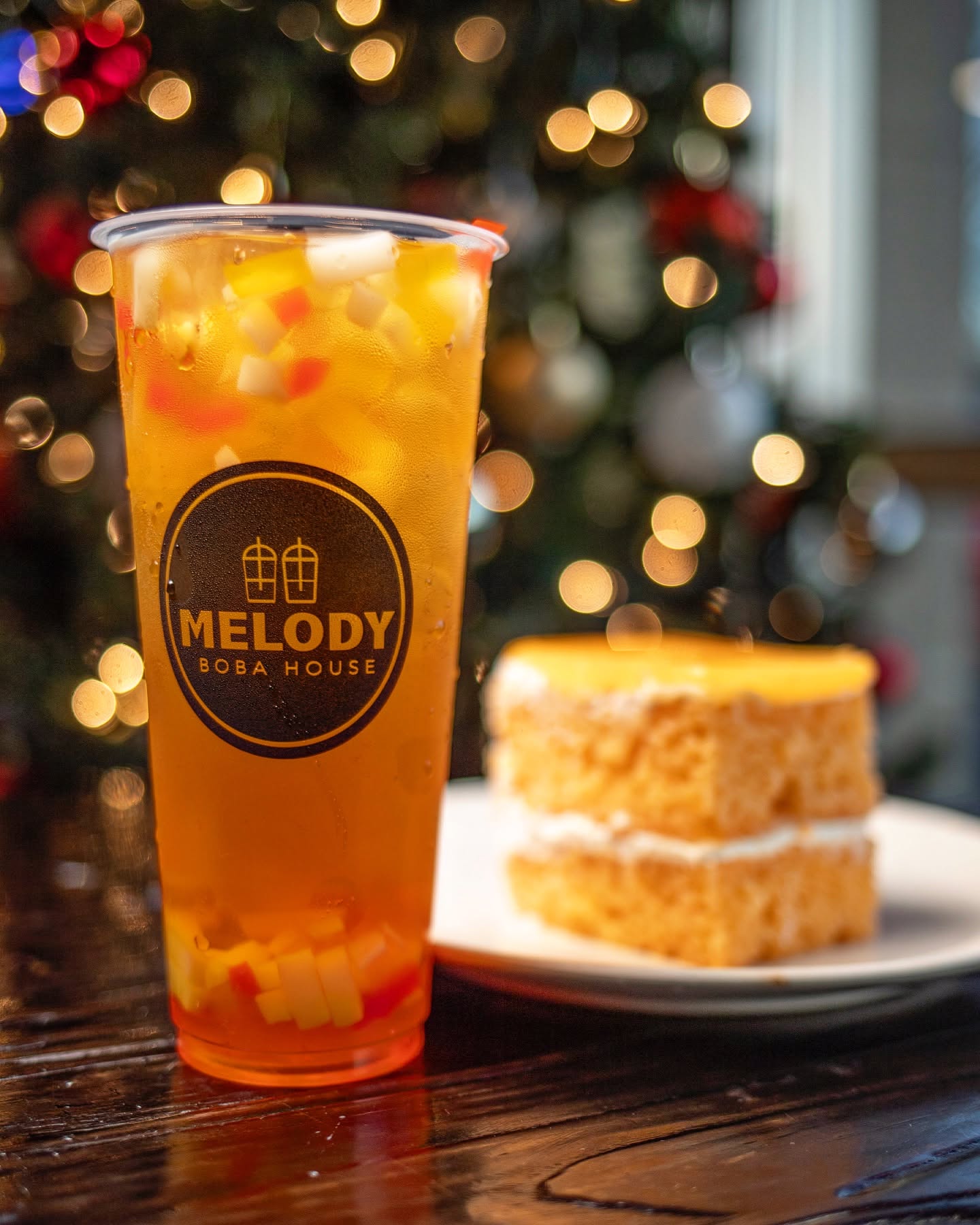 Mango Peach Green Tea at Melody Boba House